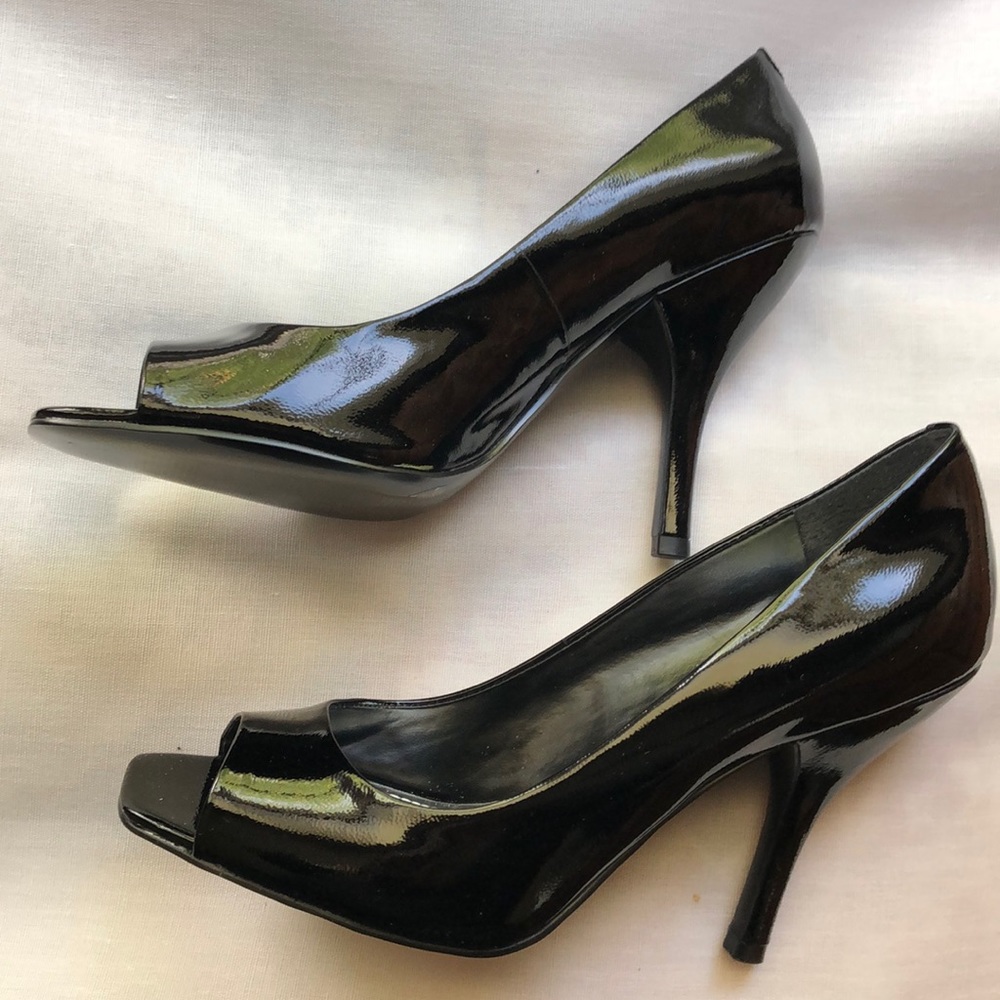 BCBGeneration Patent Leather High Heels Size 9